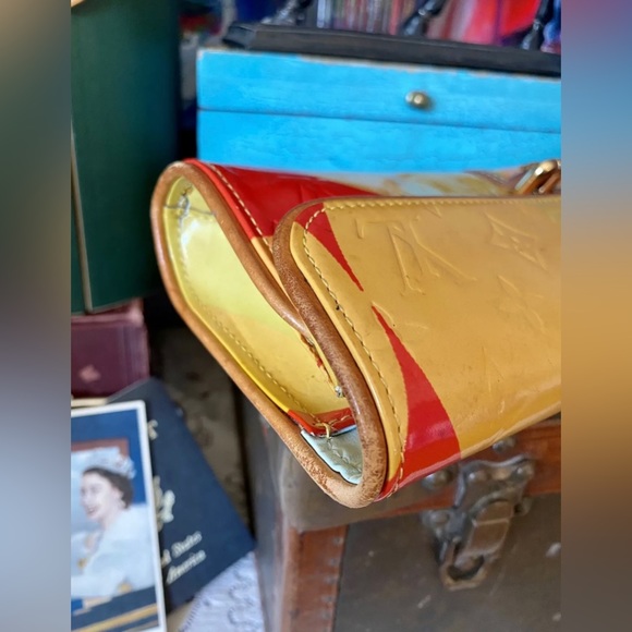 Rare Vintage LOUIS VUITTON 2000 Vernis Leather CLUTCH Handbag Designer Purse LV - Picture 6 of 13